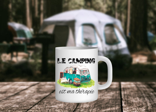 Design PNG pour sublimation , CAMPING est ma thérapie